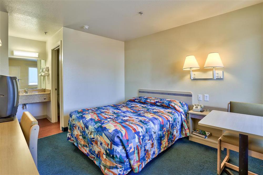 Red Roof Inn Phoenix- Midtown Rom bilde